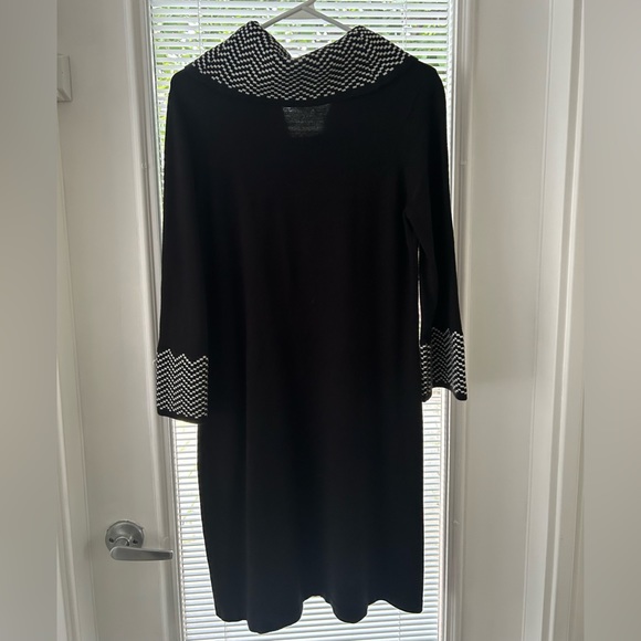 Eliza J - Gently Worn - Size Medium - Picture 4 of 5